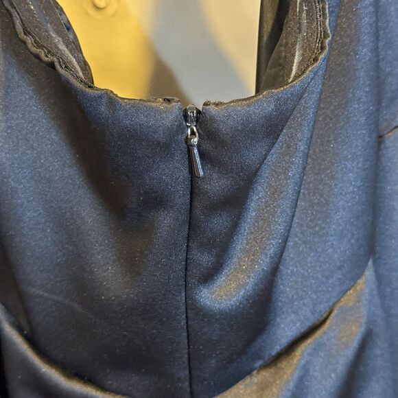 Nicole Miller Platinum Black Halter Evening Gown Size 16 Rhinestone Waist - Picture 16 of 16